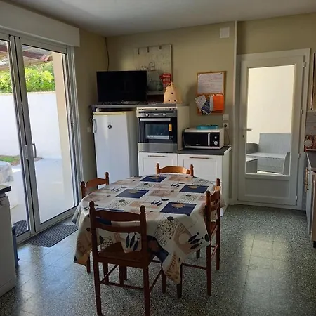 Maison Proche La Tremblade Et De Ronce Les Bains Holiday home *