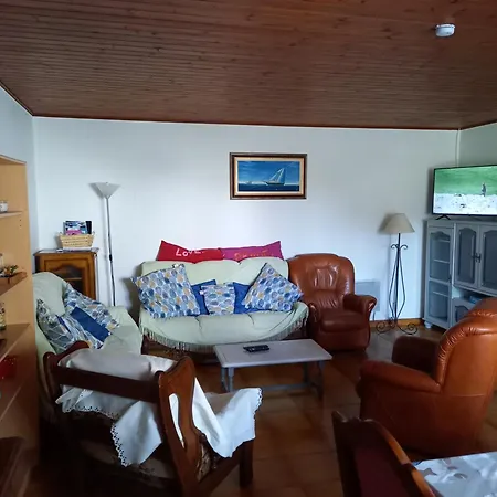 Holiday home Maison Proche La Tremblade Et De Ronce Les Bains Etaules (Charente-Maritime)